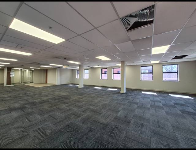 306M² OFFICE TO LET IN WAVERLEY